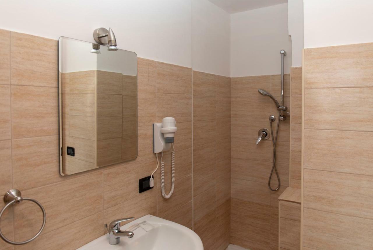 Fattoria Il Laghetto Bed and Breakfast Lamezia Terme Eksteriør billede